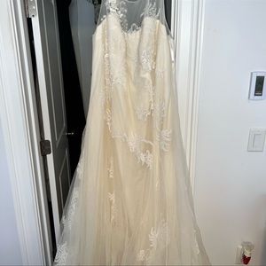 David’s bridal dress